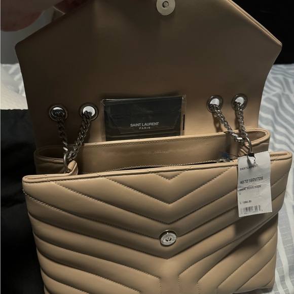 Looking to sell brand new YSL LouLou purse in calf skin . - Picture 4 of 9